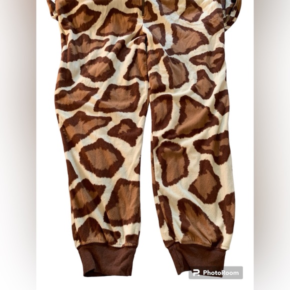 Nick & Nora L Giraffe Sleepwear Jumpsuit - Picture 2 of 2